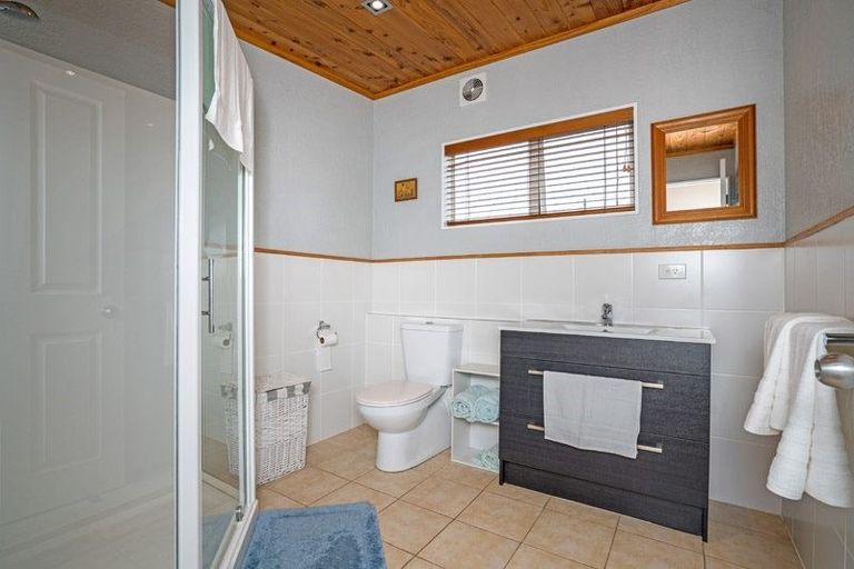 Photo of property in 12 Hillside Avenue, Mangawhai Heads, Mangawhai, 0505