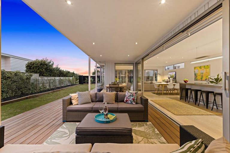 Photo of property in 61 Kewai Street, Omaha, 0986