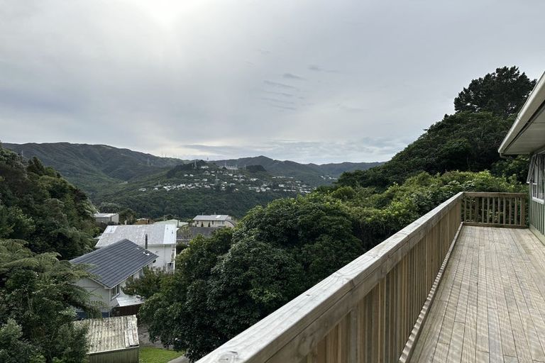 Photo of property in 9 Monmouth Way, Wilton, Wellington, 6012