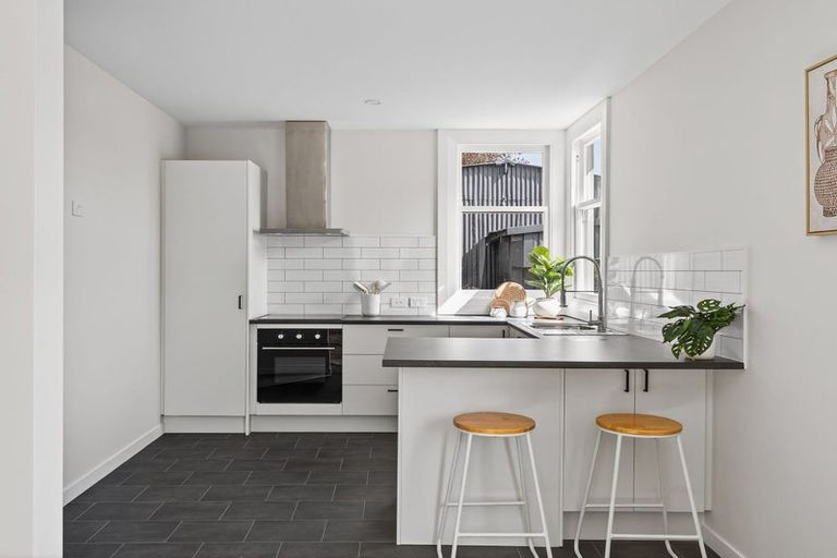 Photo of property in 27 Endcliffe Road, Kaiti, Gisborne, 4010