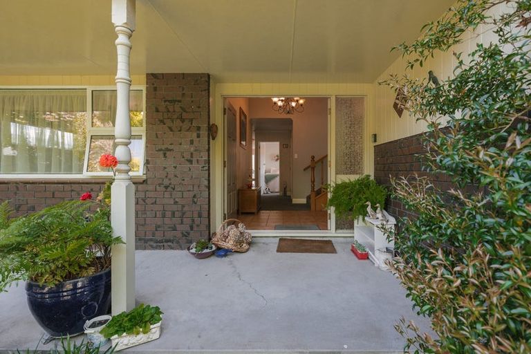 Photo of property in 9 Mana Place, Awapuni, Palmerston North, 4412