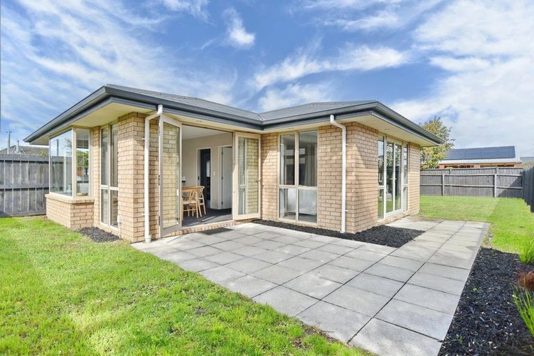 Photo of property in 7 Casa Blanca Lane, Burwood, Christchurch, 8083