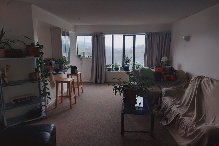 Photo of property in 568d Adelaide Road, Berhampore, Wellington, 6023