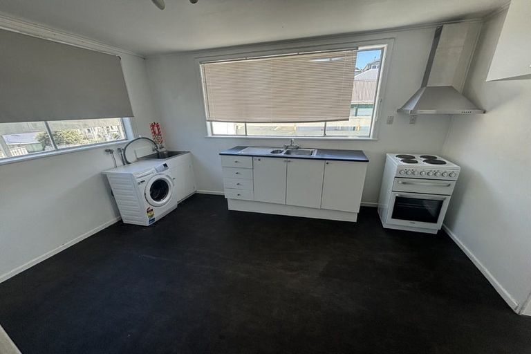 Photo of property in 512 Adelaide Road, Berhampore, Wellington, 6023