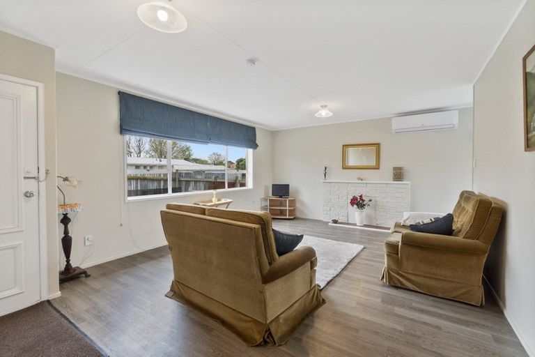 Photo of property in 11 James Henry Crescent, Huntly, 3700