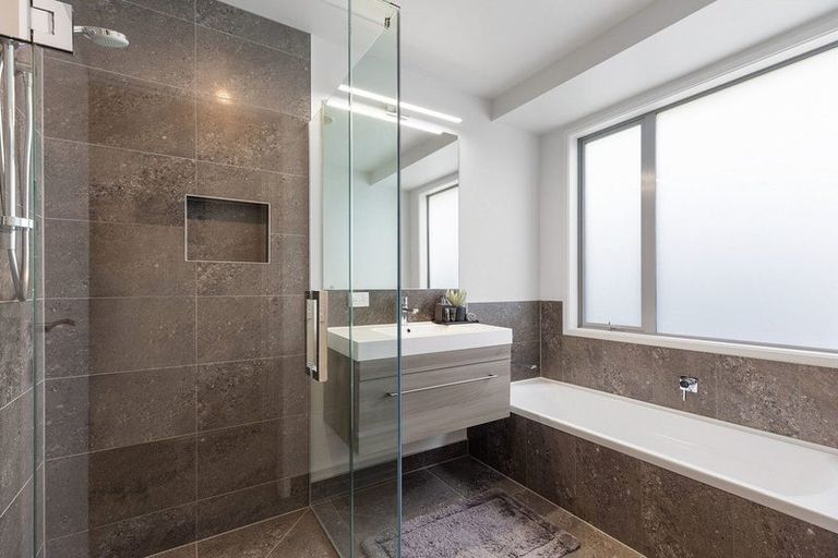 Photo of property in 9 Puhirake Crescent, Pyes Pa, Tauranga, 3112