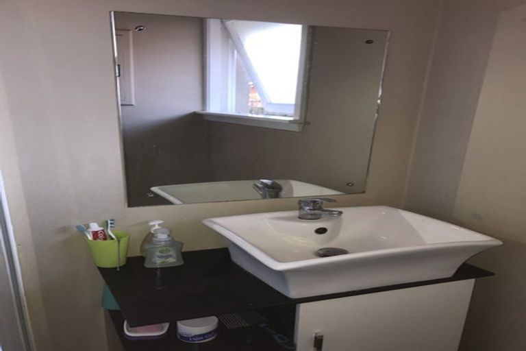 Photo of property in 1/11 Bowen Street, Upper Riccarton, Christchurch, 8041