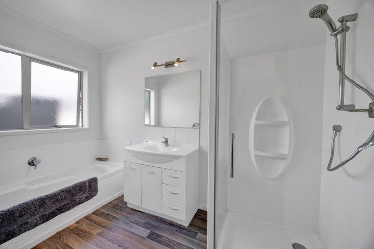 Photo of property in 17 Mcnaughton Street, Waitara, 4320