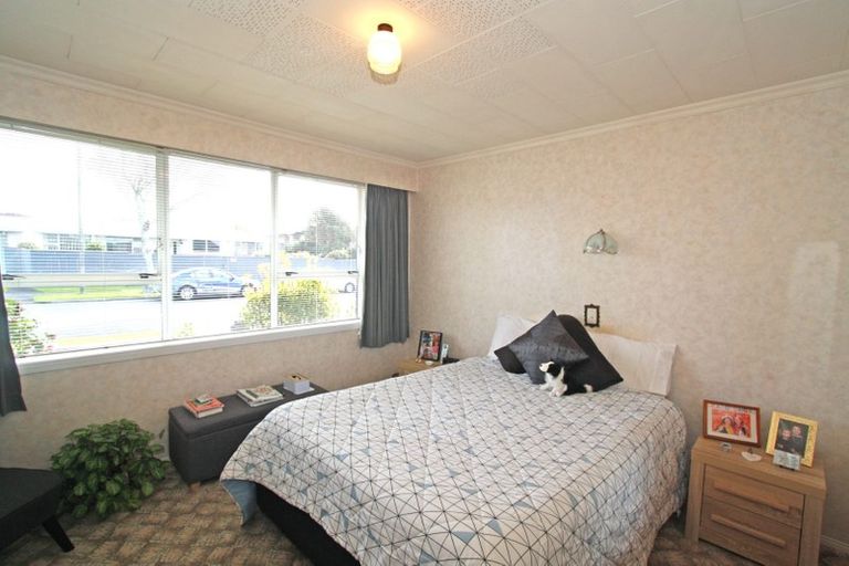 Photo of property in 67 Nevada Drive, Merrilands, New Plymouth, 4312