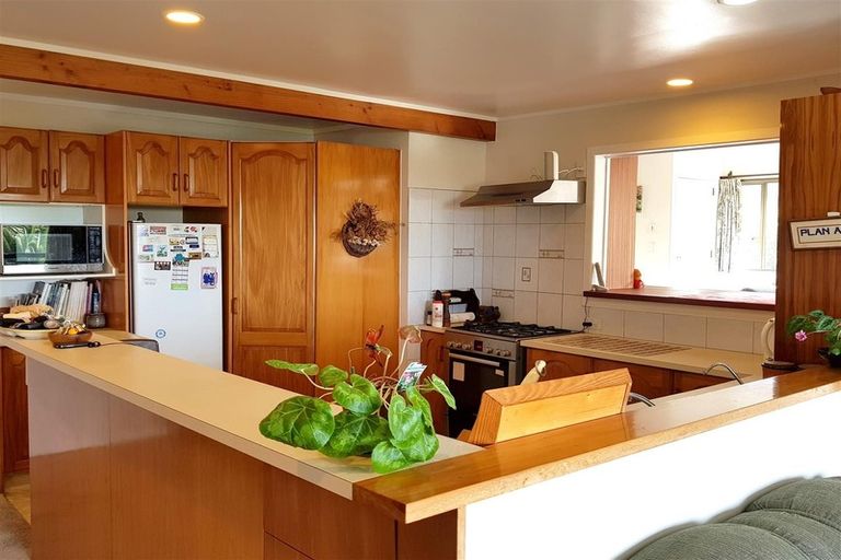 Photo of property in 884 Cove Road, Waipu, 0582