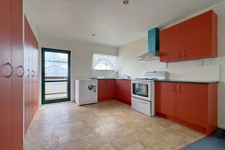 Photo of property in 95 Hyperion Drive, Randwick Park, Auckland, 2105