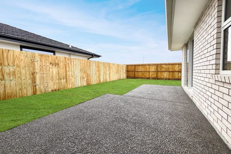 Photo of property in 163 Milns Road, Halswell, Christchurch, 8025