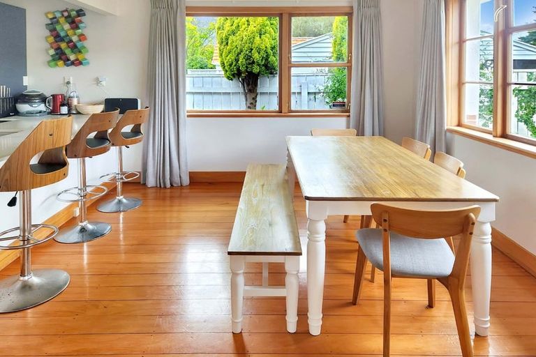 Photo of property in 279 Fergusson Drive, Heretaunga, Upper Hutt, 5018