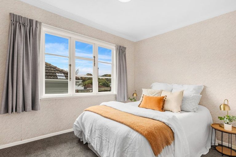 Photo of property in 24 Duncan Street, Tawa, Wellington, 5028