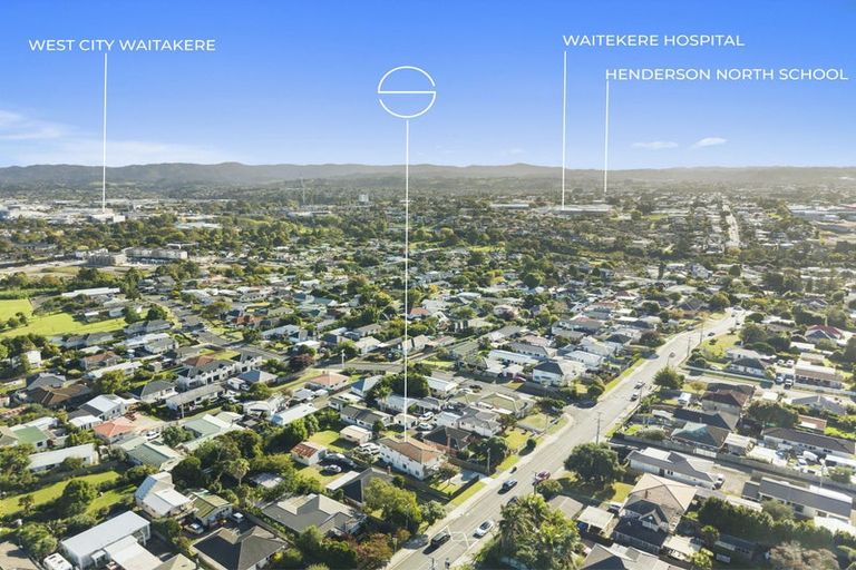 Photo of property in 32 Strid Road, Te Atatu South, Auckland, 0610