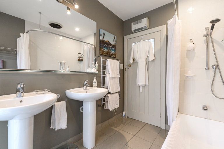 Photo of property in 18 Eleventh Avenue, Tauranga, 3110