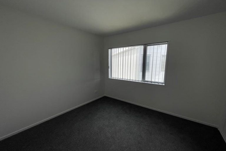 Photo of property in 15b Chadwick Crescent, Mangere East, Auckland, 2024