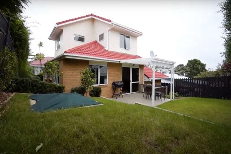 Photo of property in 2/33 Harley Road, Takapuna, Auckland, 0622