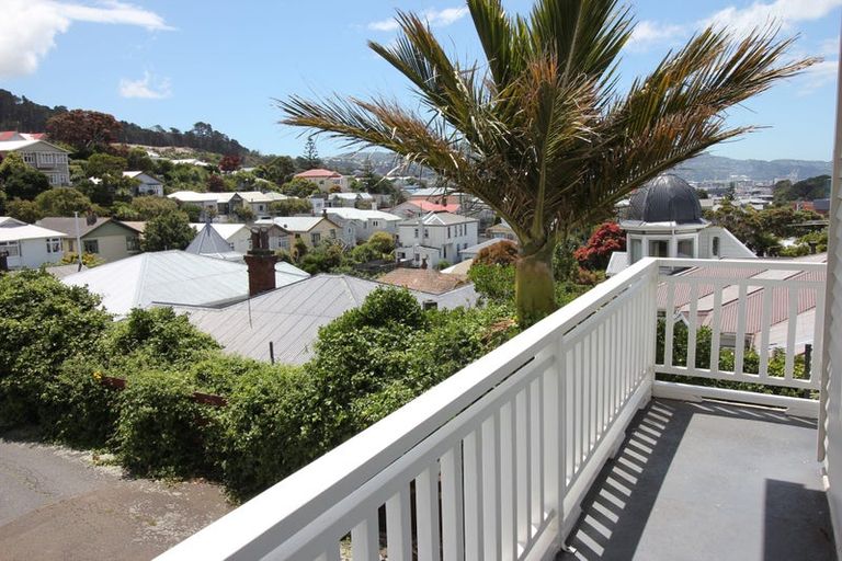 Photo of property in 327 Adelaide Road, Newtown, Wellington, 6021