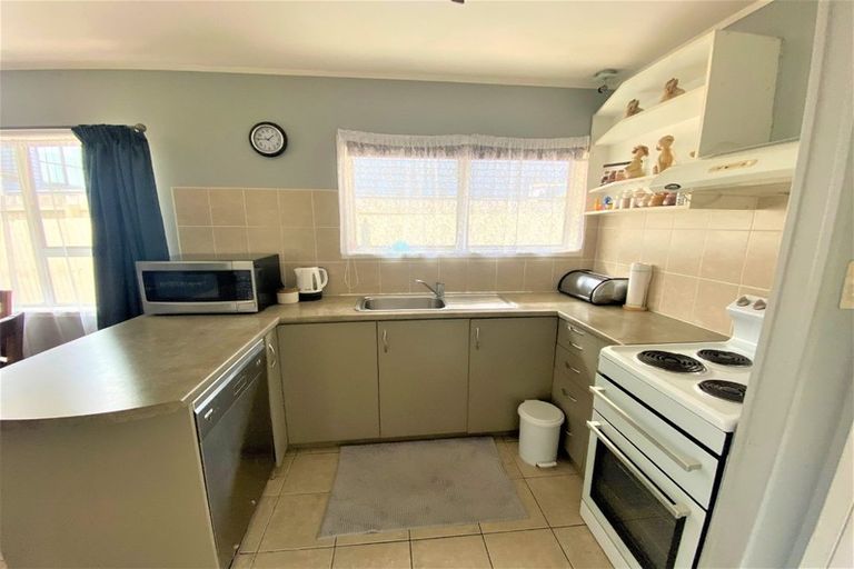 Photo of property in 58b East Street, Papakura, 2110