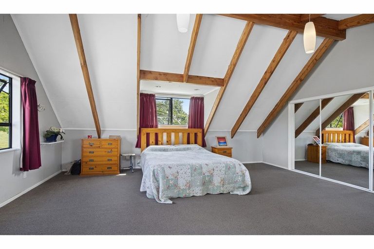 Photo of property in 42 Codlin Road, Waiuku, 2683