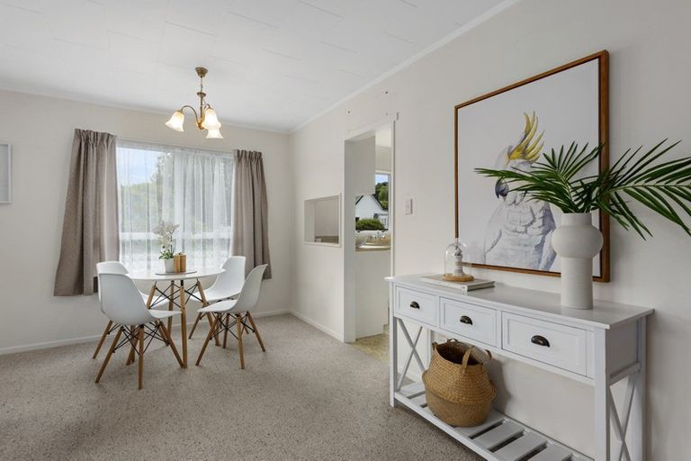 Photo of property in 8a Amber Grove, Birchville, Upper Hutt, 5018