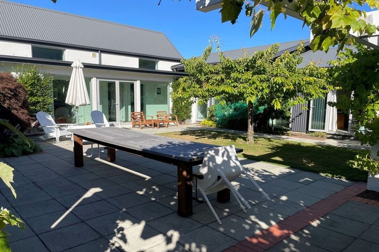 Photo of property in 15 Willets Green, Wanaka, 9305