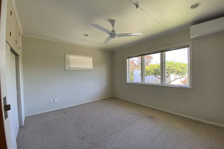Photo of property in 12 Palmerston Road, Havelock North, 4130