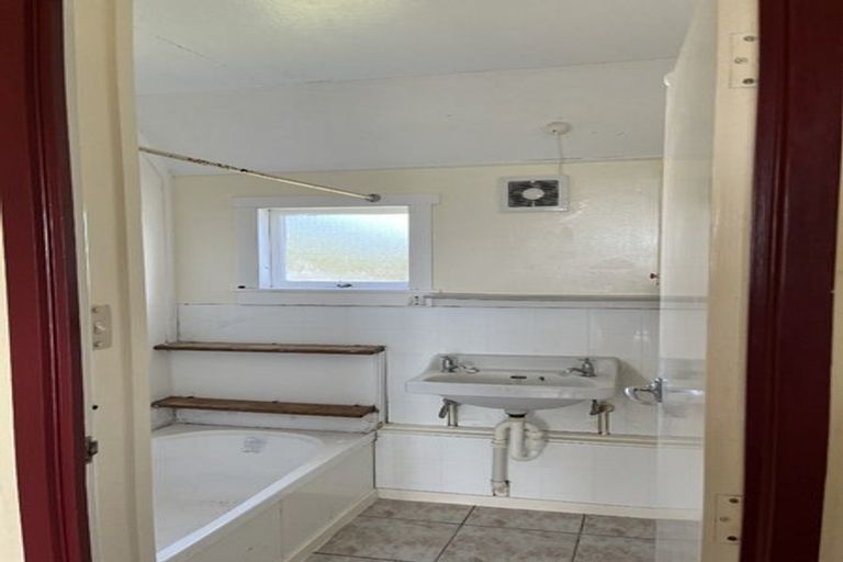 Photo of property in 34 Wakefield Road, Favona, Auckland, 2024