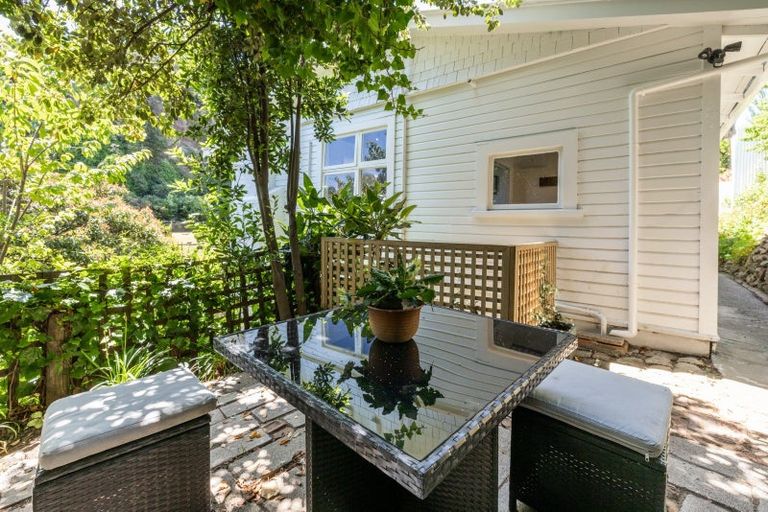 Photo of property in 45 Faraday Street, Hospital Hill, Napier, 4110