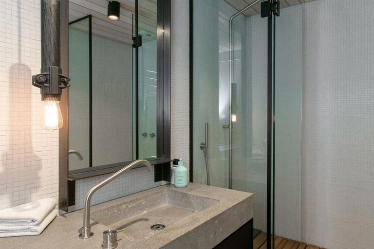 Photo of property in 281a Littles Road, Dalefield, Queenstown, 9371