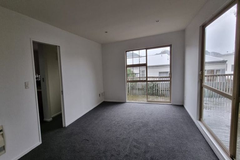 Photo of property in 50 Owen Street, Newtown, Wellington, 6021