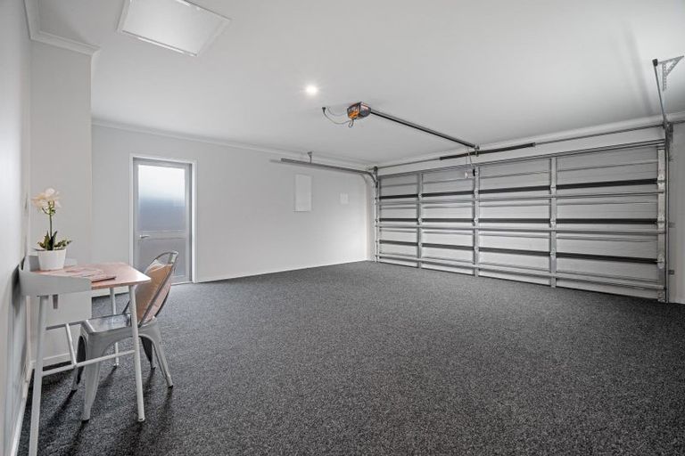 Photo of property in 54 Awataha Crescent, Pyes Pa, Tauranga, 3110