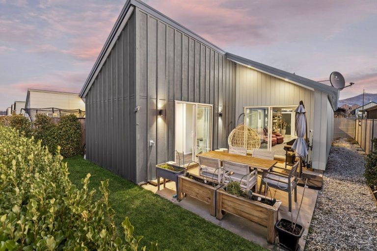 Photo of property in Northlake, 22 Malvern Road, Wanaka, 9305