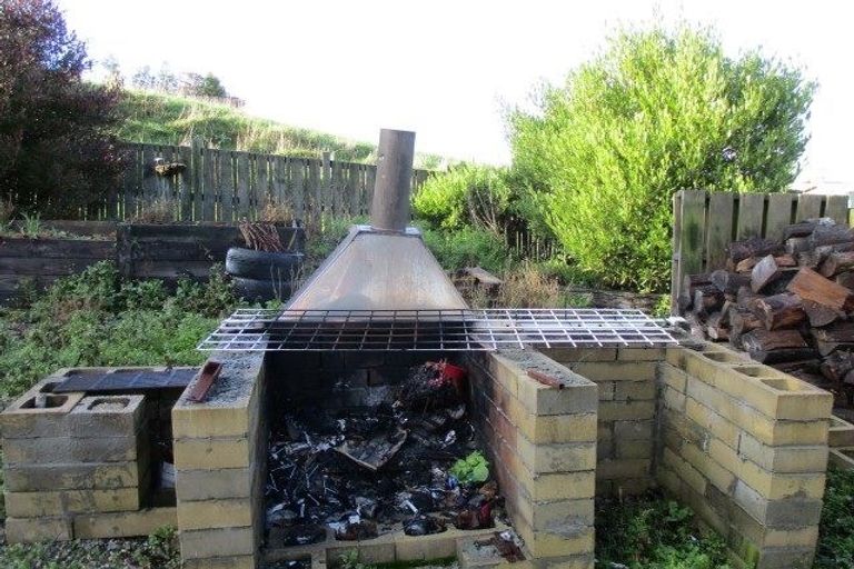 Photo of property in 85 Hamilton Street, East Gore, Gore, 9710