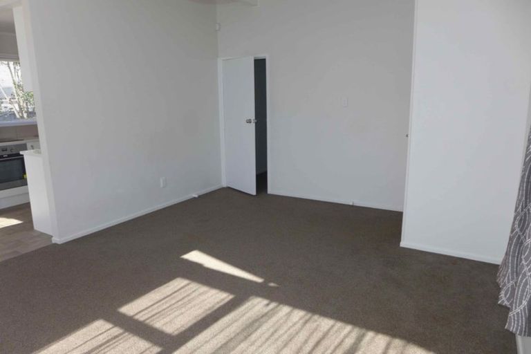 Photo of property in 39 Beeston Crescent, Manurewa, Auckland, 2102