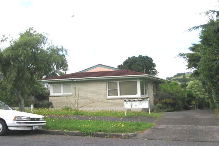 Photo of property in 2/10 Marsden Avenue, Mount Eden, Auckland, 1024