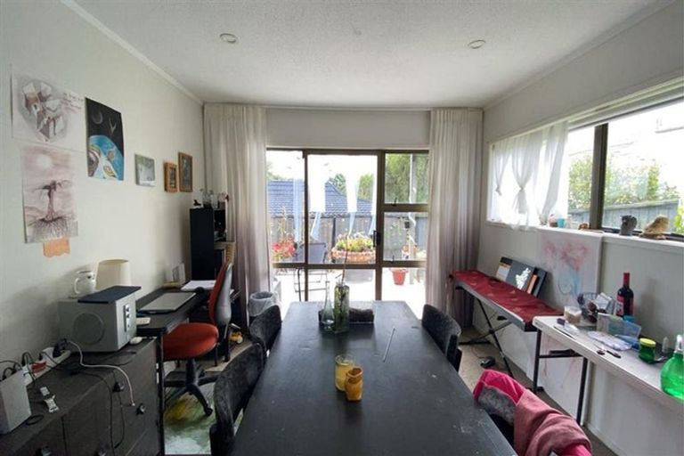Photo of property in 859 Beach Road, Waiake, Auckland, 0630