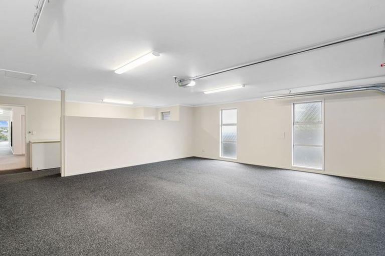 Photo of property in 4 Sretlaw Place, Brockville, Dunedin, 9011