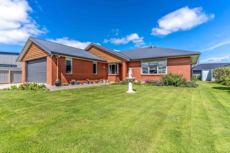 Photo of property in 40 Welsh Road, Winton, 9720