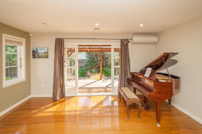 Photo of property in 29 Richards Avenue, Papanui, Christchurch, 8053