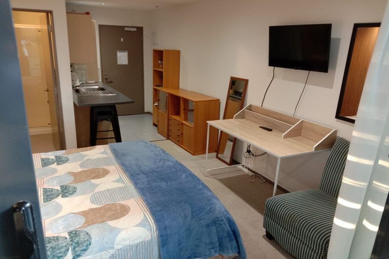 Photo of property in Dual Apartments, 108/142 Vivian Street, Te Aro, Wellington, 6011