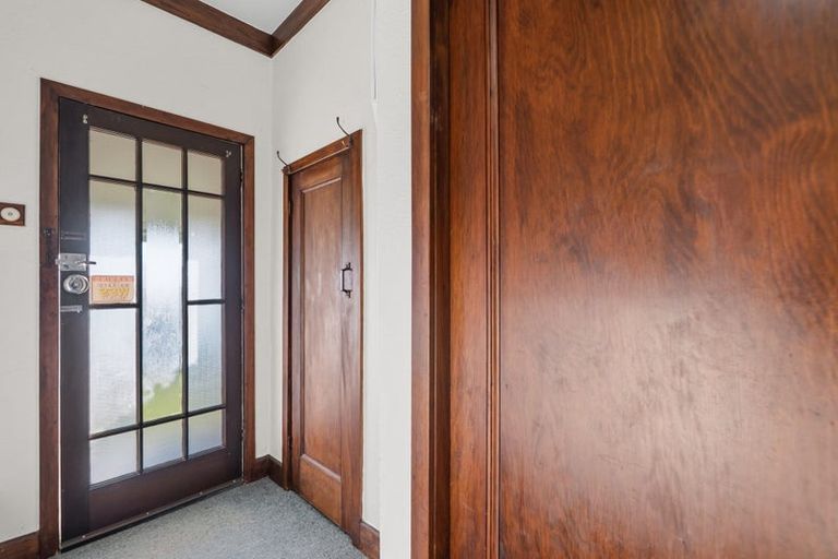 Photo of property in 12 Hillcrest Road, Hillcrest, Hamilton, 3216