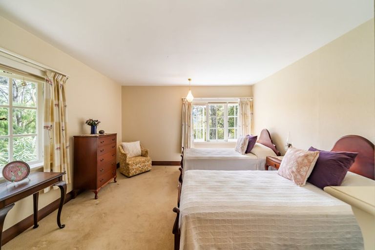 Photo of property in 51 Chatsworth Road, Silverstream, Upper Hutt, 5019