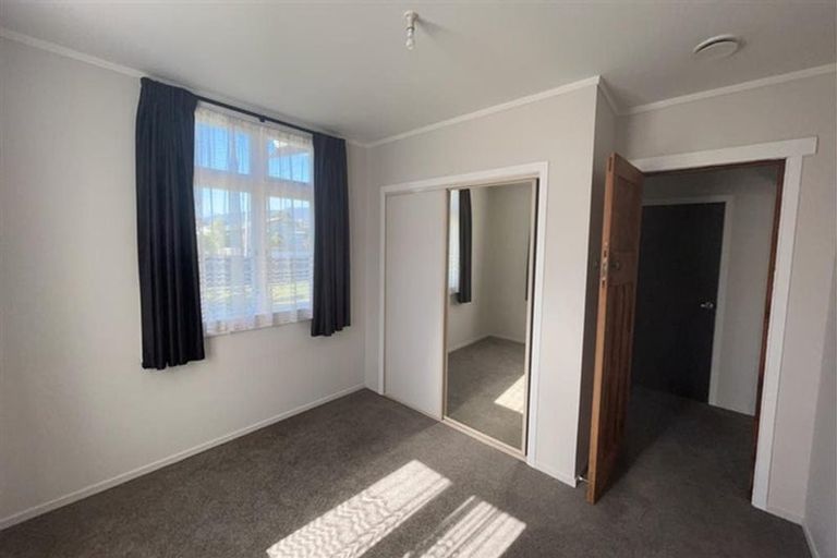 Photo of property in 6 Derby Street, Westport, 7825