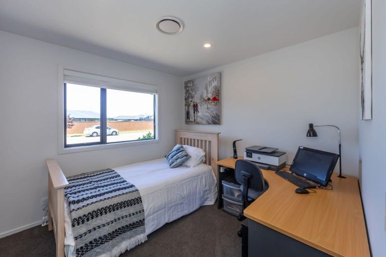 Photo of property in 23 Nicolau Avenue, Rolleston, 7615