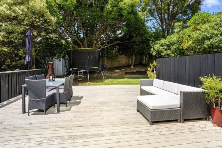 Photo of property in 27 Cantina Avenue, Bayview, Auckland, 0629