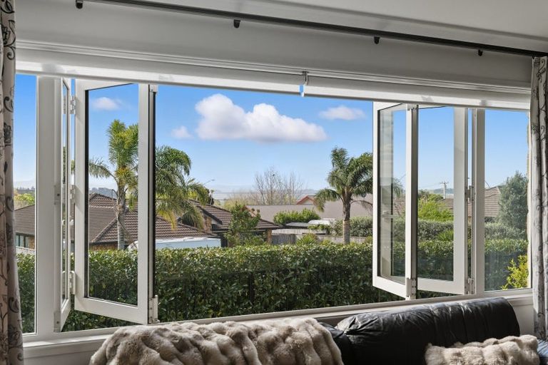 Photo of property in 11 Haden Place, Omokoroa, 3114