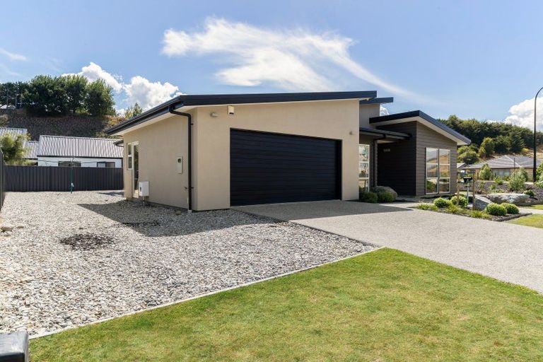Photo of property in 1 Oxfordshire Avenue, Lower Shotover, Queenstown, 9304