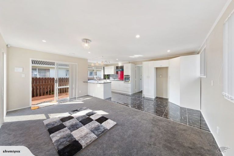 Photo of property in 3/66 Palmers Road, Clendon Park, Auckland, 2103